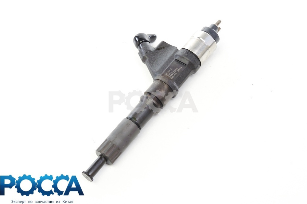 Форсунка топливная D12 Евро-3 095000-8011 HOWO A7 (Хово А7