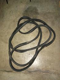 Уплотнитель стекла лобового резиновый HOWO (Хово) WG1642710002 Уплотнитель стекла лобового резиновый HOWO (Хово) WG1642710002