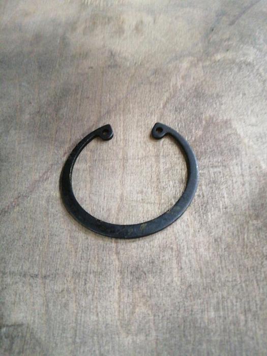 Кольцо стопорное на поршень D50 HOWO (Хово) VG1560030012