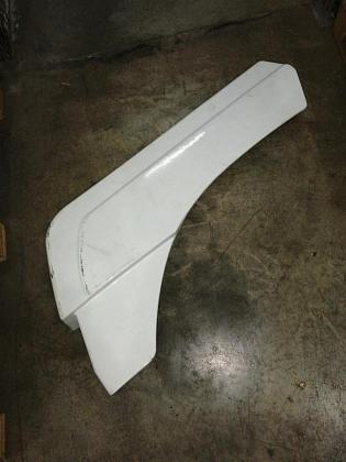 Крыло по кабине правое (белое) SHAANXI (Шанкси) SHACMAN (Шакман) F2000